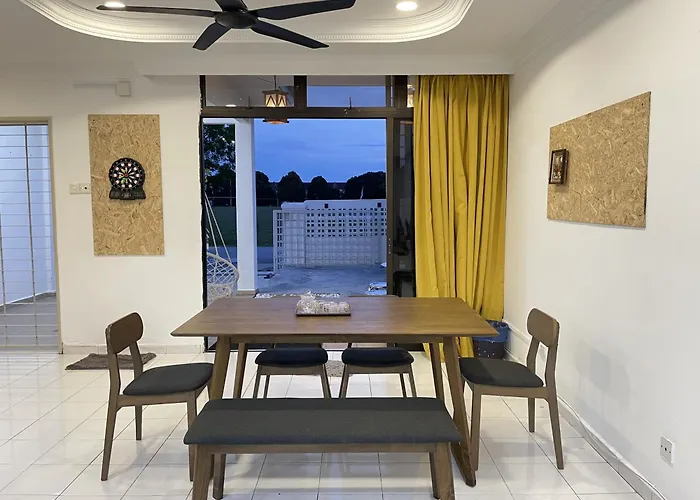 8Min Port Dickson Beach 17Pax Pet Friendly